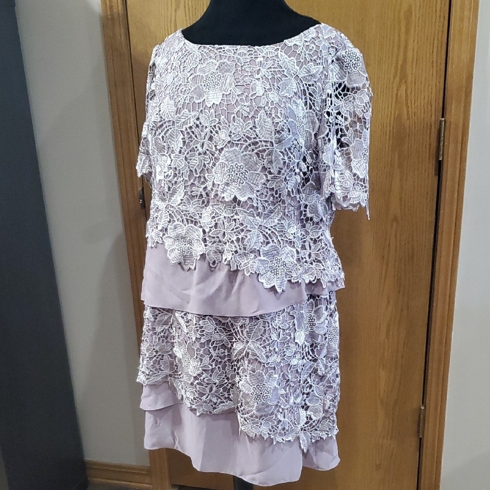 JJs House Purple Tiered Midi Dress Crew Neck Short Sleeve